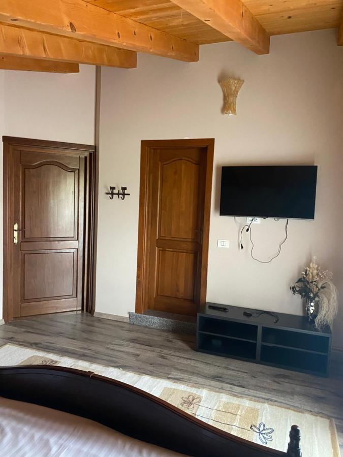 Villa Diva Budureasa Luaran gambar