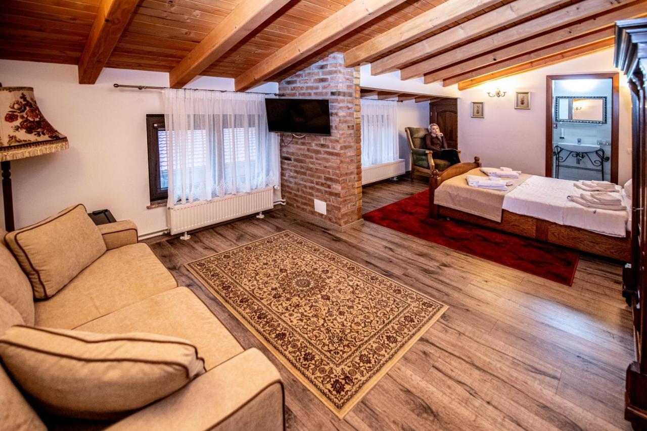 Villa Diva Budureasa Luaran gambar