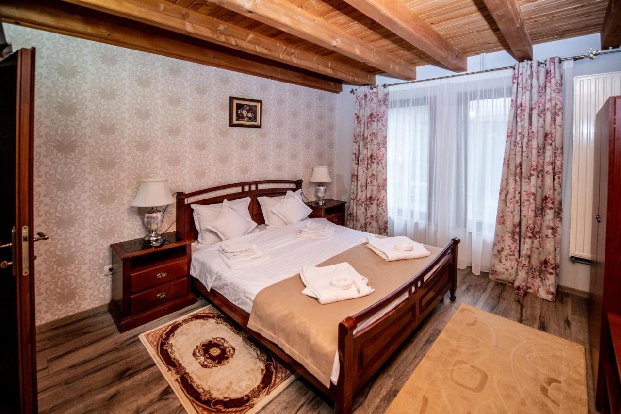 Villa Diva Budureasa Luaran gambar