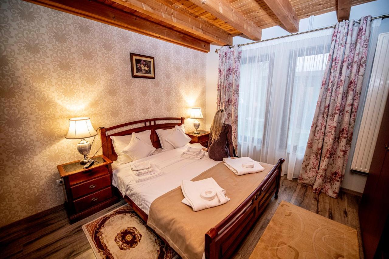 Villa Diva Budureasa Luaran gambar