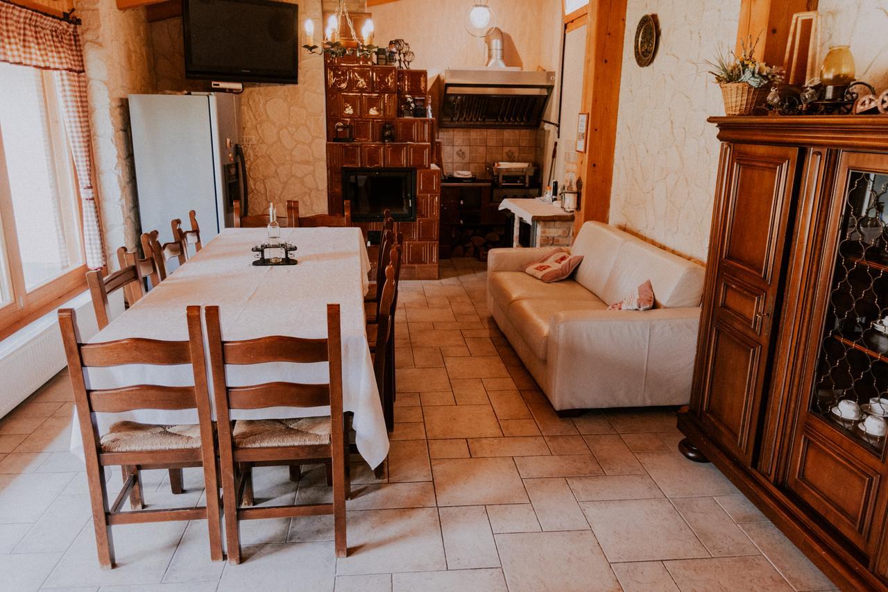 Villa Diva Budureasa Luaran gambar